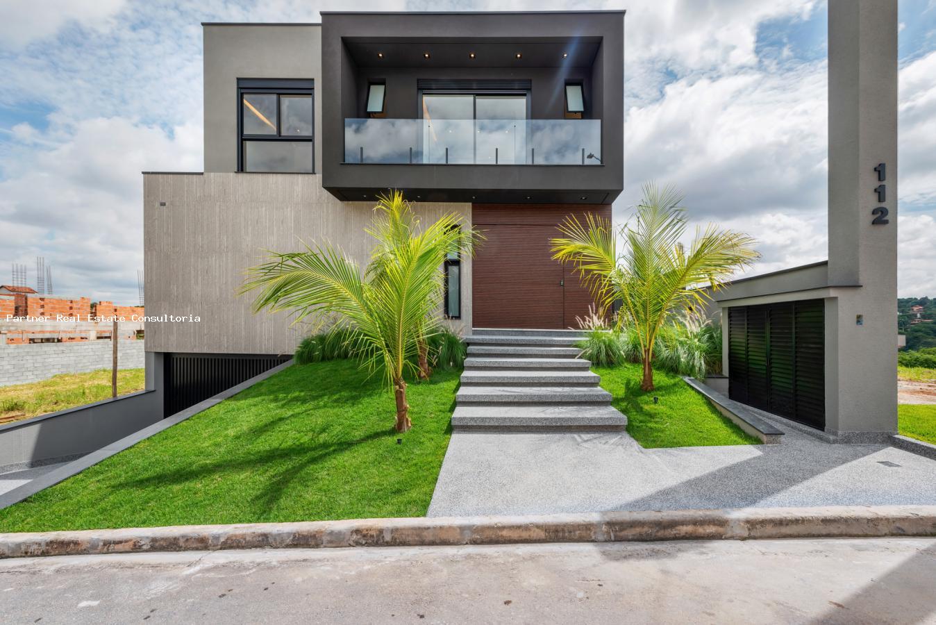 Casa de Condomínio à venda com 4 quartos, 486m² - Foto 2