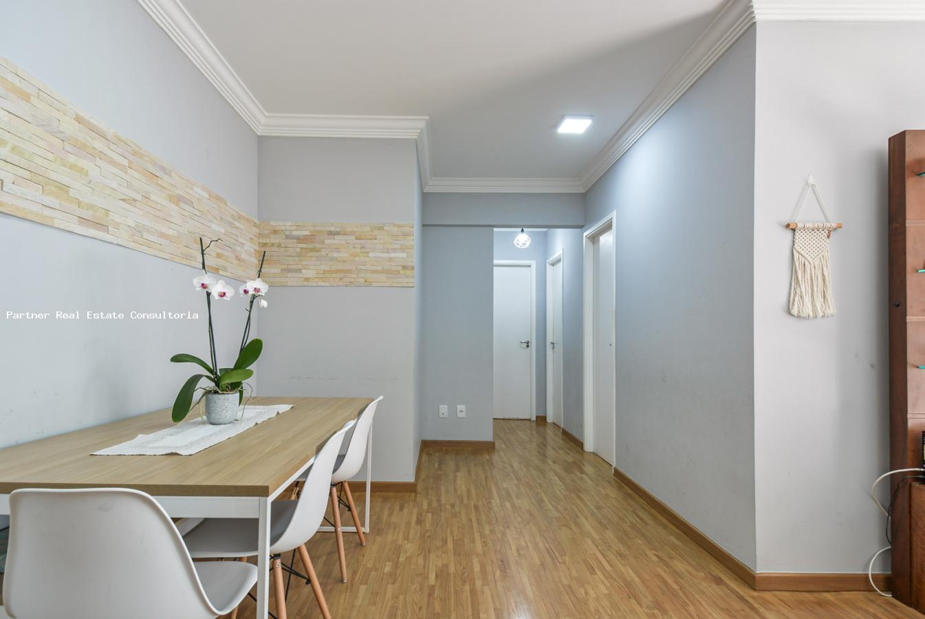 Apartamento à venda com 3 quartos, 88m² - Foto 2