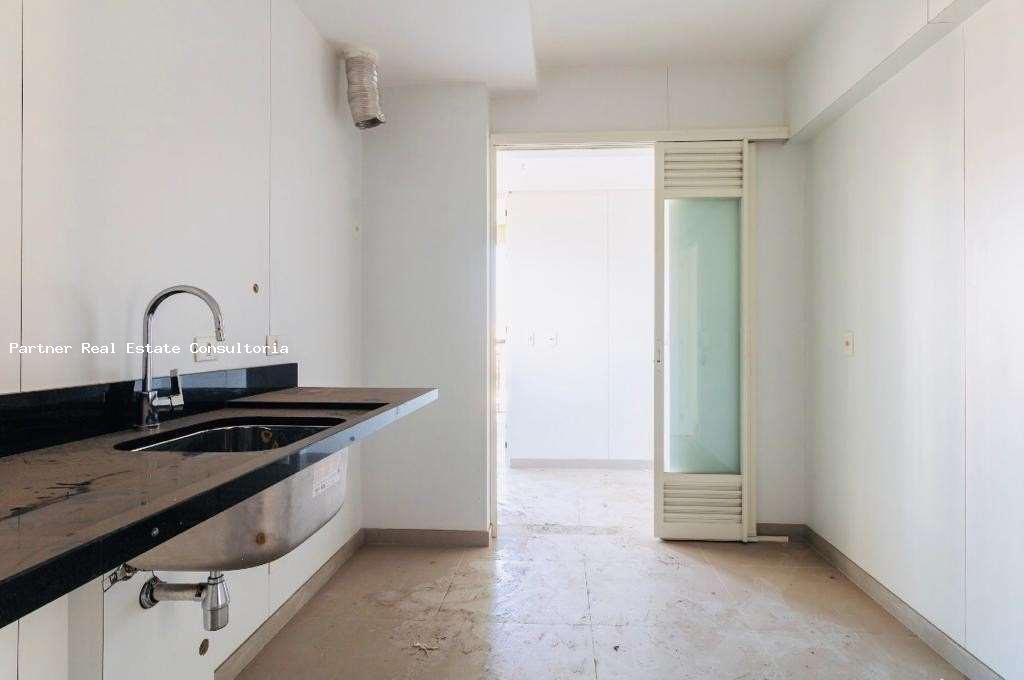 Apartamento à venda com 3 quartos, 110m² - Foto 13