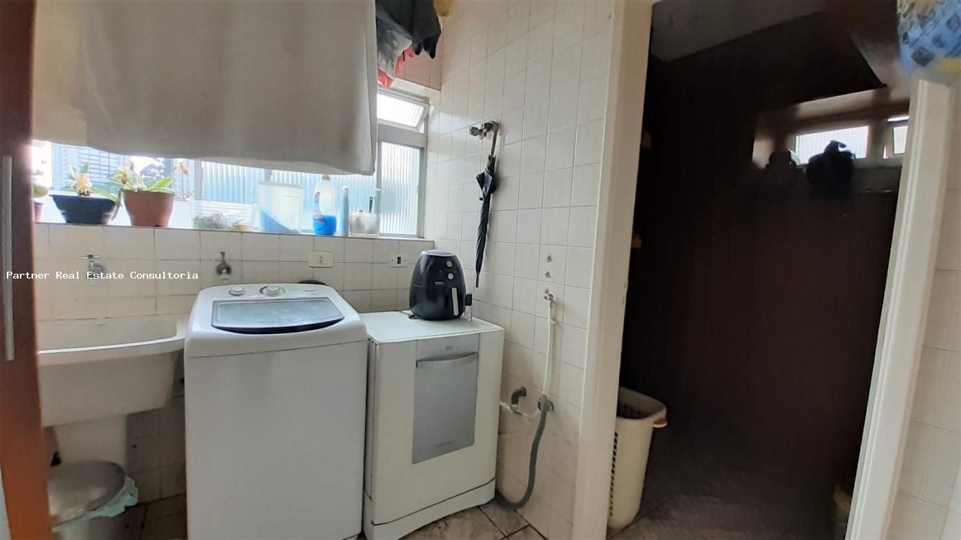 Apartamento à venda com 3 quartos, 125m² - Foto 1