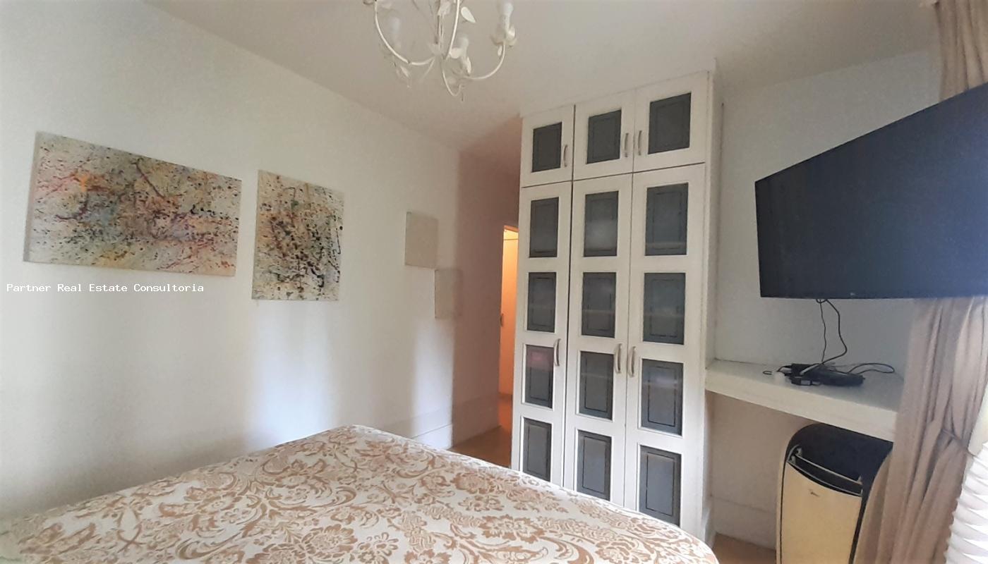 Apartamento à venda com 3 quartos, 125m² - Foto 2