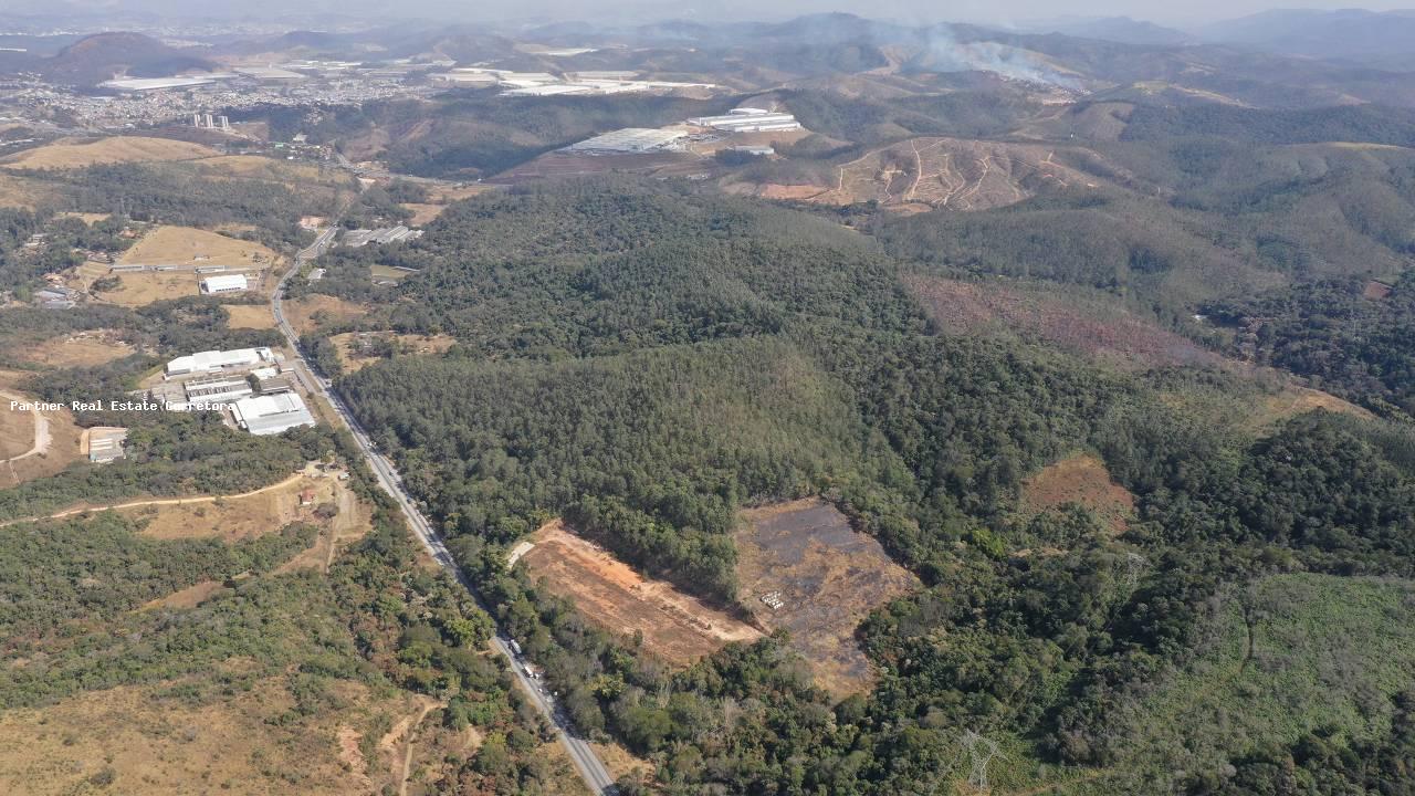 Terreno à venda, 110500m² - Foto 1