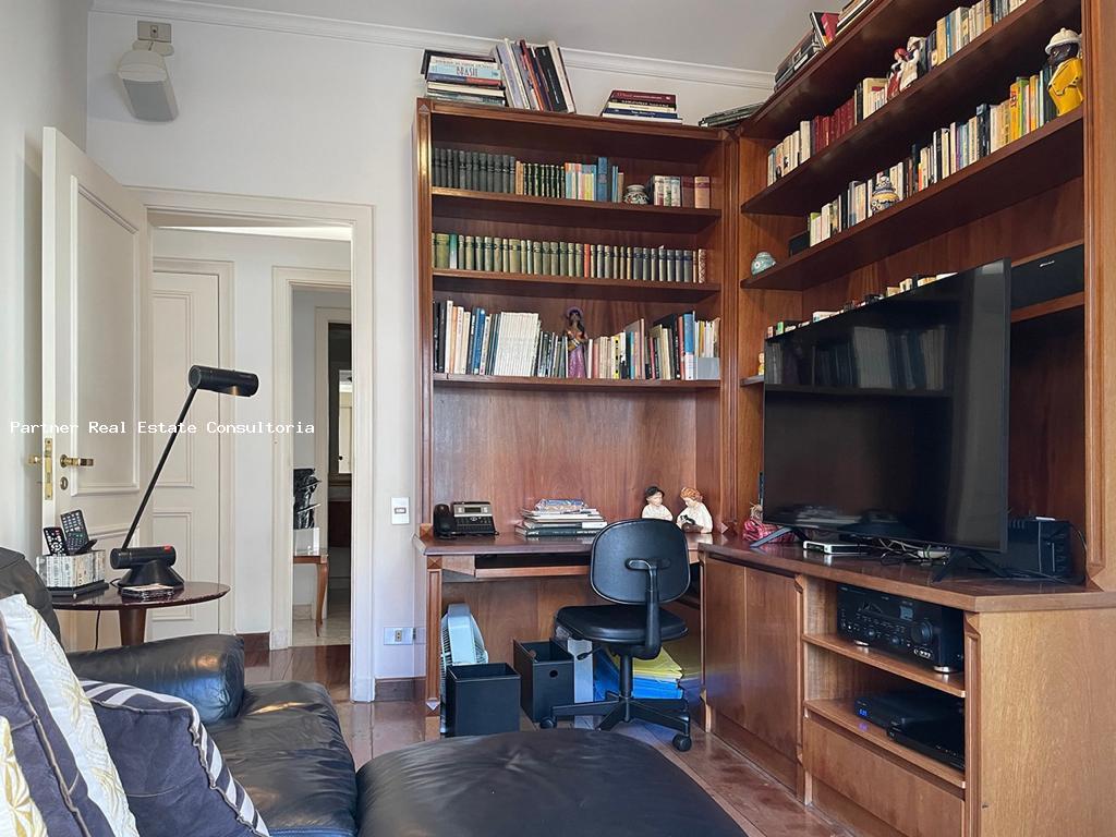 Apartamento à venda com 4 quartos, 280m² - Foto 4