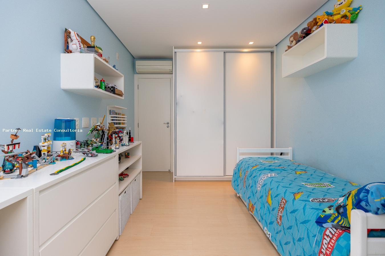 Apartamento à venda com 4 quartos, 240m² - Foto 23