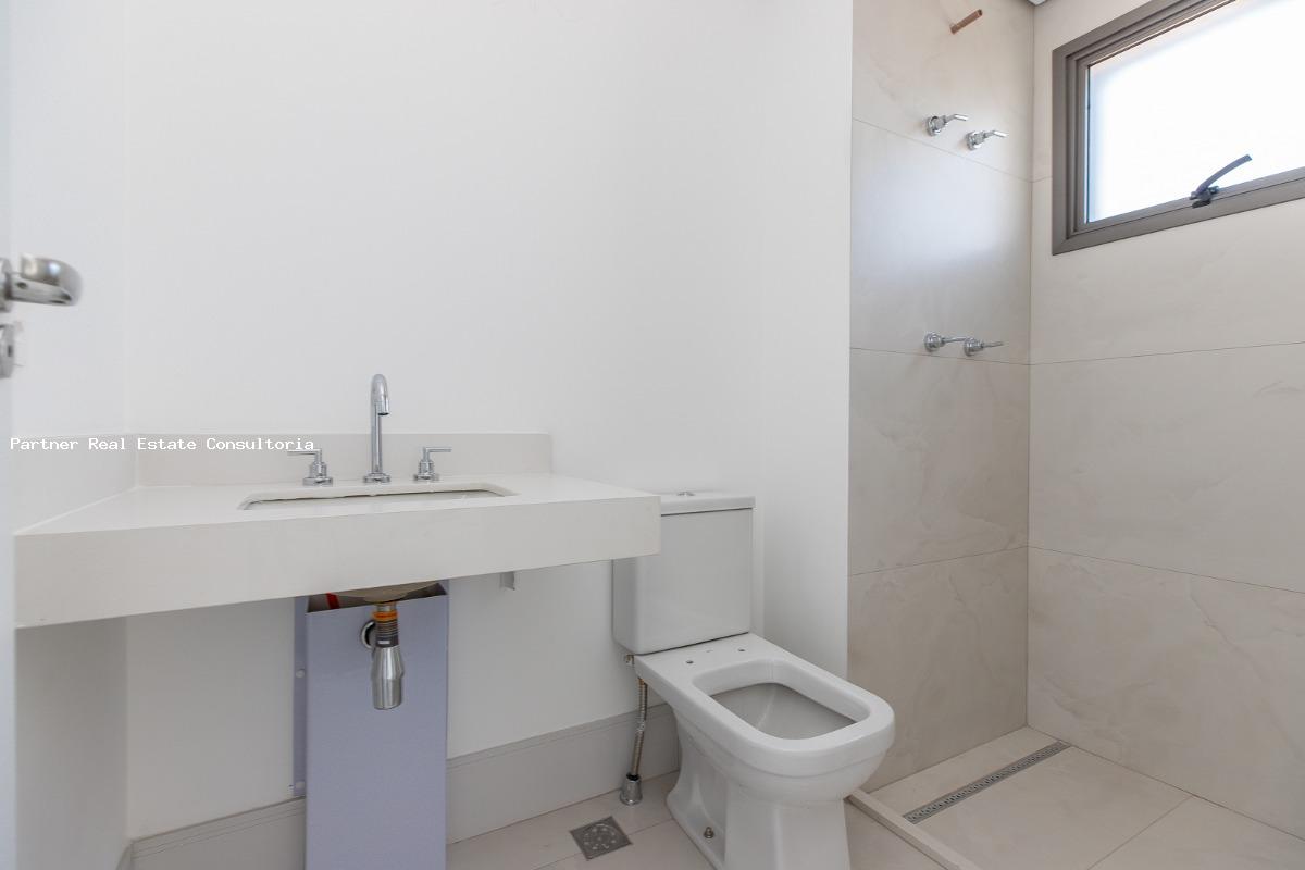 Apartamento à venda com 4 quartos, 232m² - Foto 4