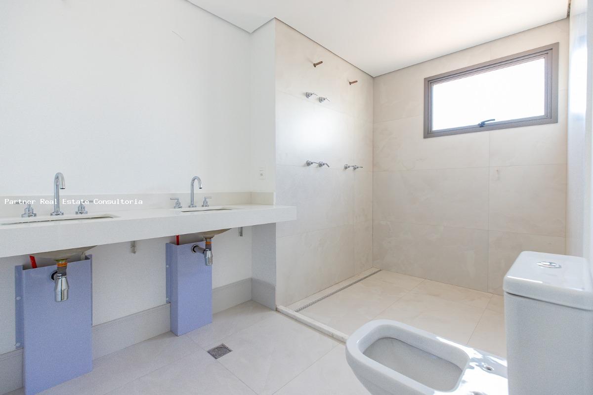 Apartamento à venda com 4 quartos, 232m² - Foto 15