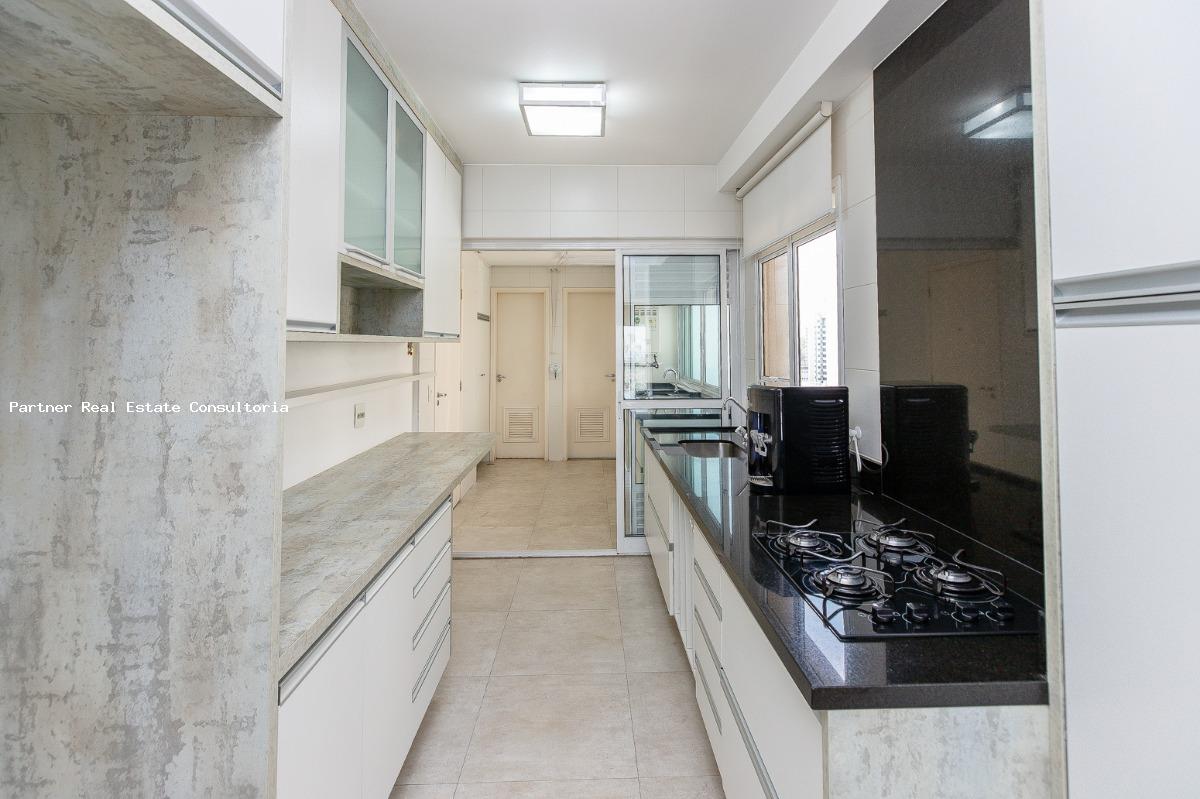 Apartamento à venda com 3 quartos, 175m² - Foto 16