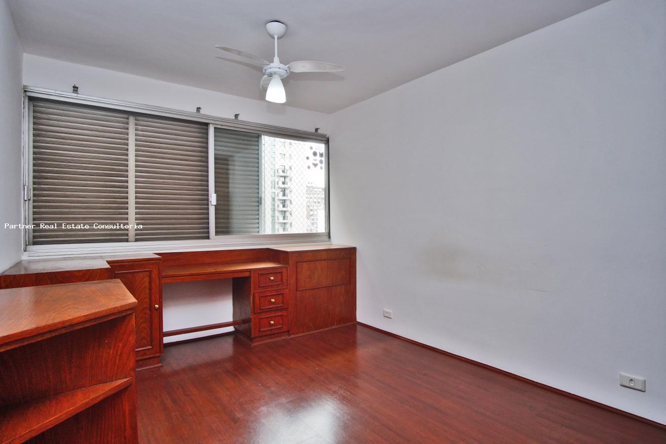 Apartamento à venda com 3 quartos, 158m² - Foto 15