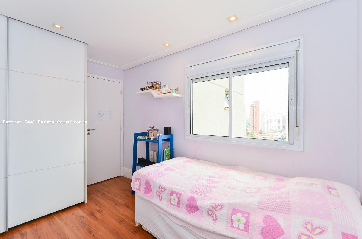 Apartamento à venda com 3 quartos, 143m² - Foto 24