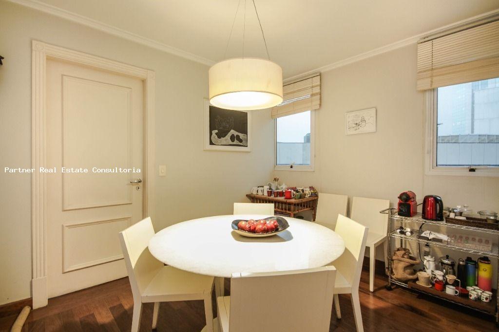 Apartamento à venda com 3 quartos, 264m² - Foto 22