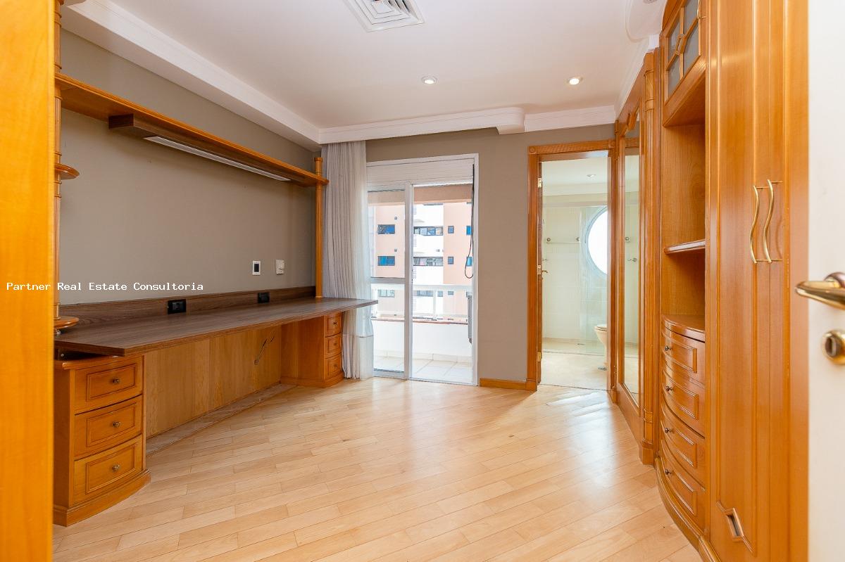 Apartamento à venda com 4 quartos, 370m² - Foto 1