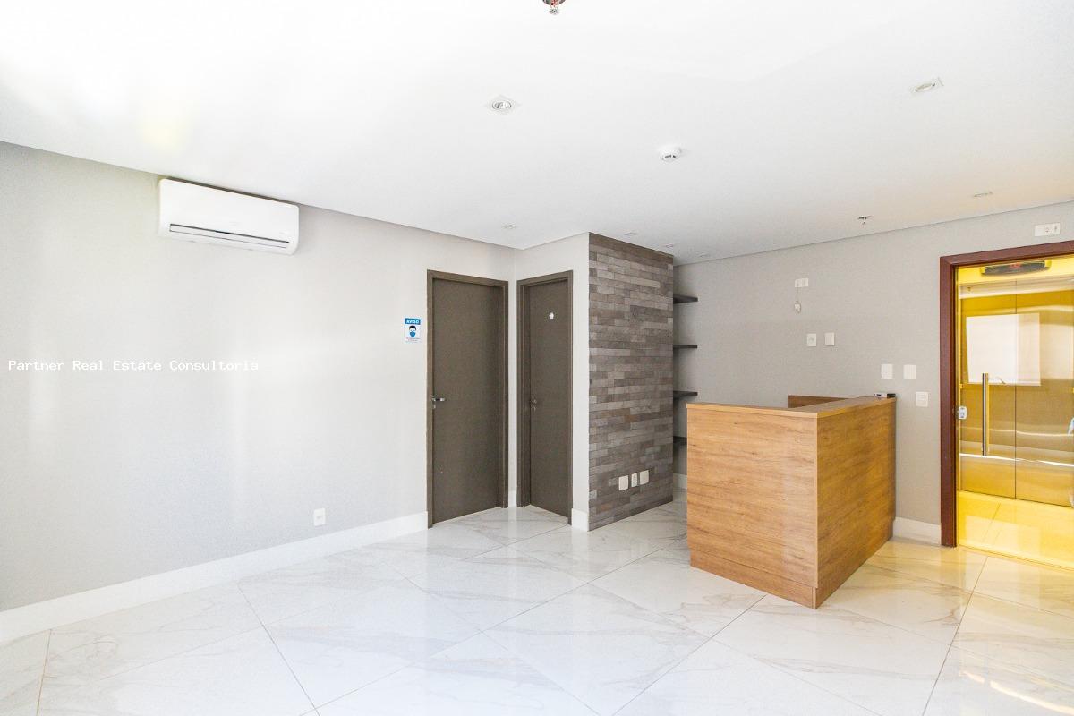 Conjunto Comercial-Sala à venda com 4 quartos, 200m² - Foto 25