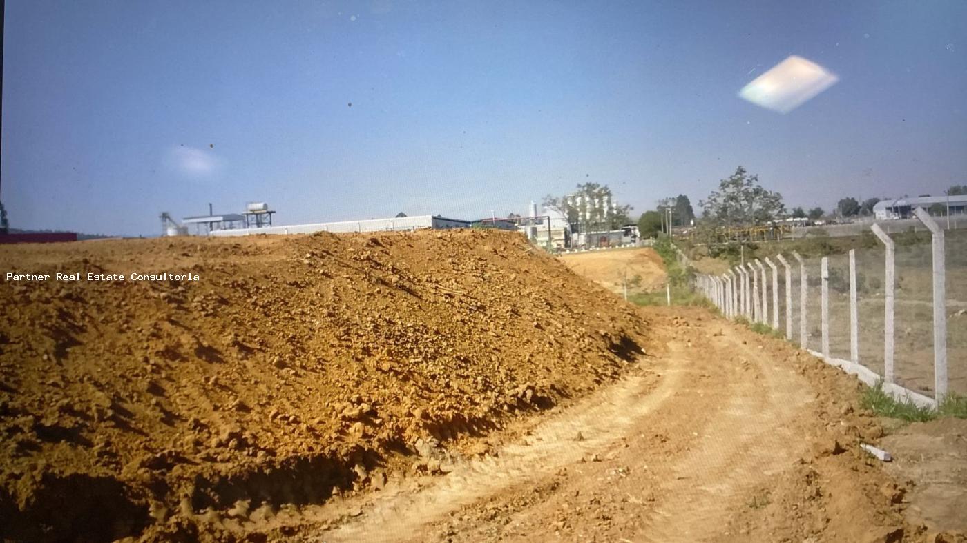 Terreno à venda, 150000m² - Foto 6