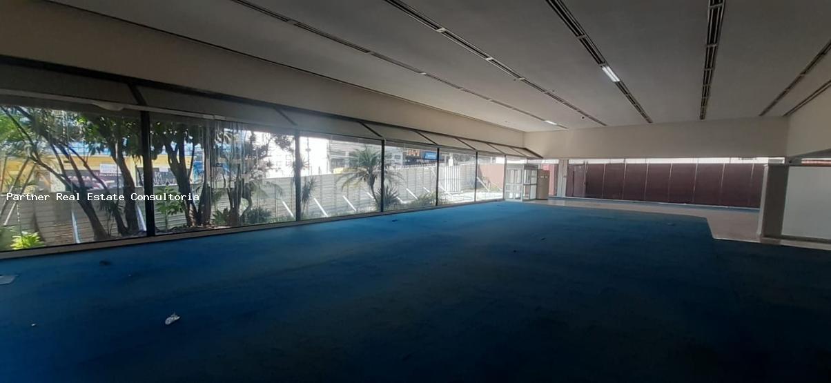 Loja-Salão para alugar com 5 quartos, 1700m² - Foto 6