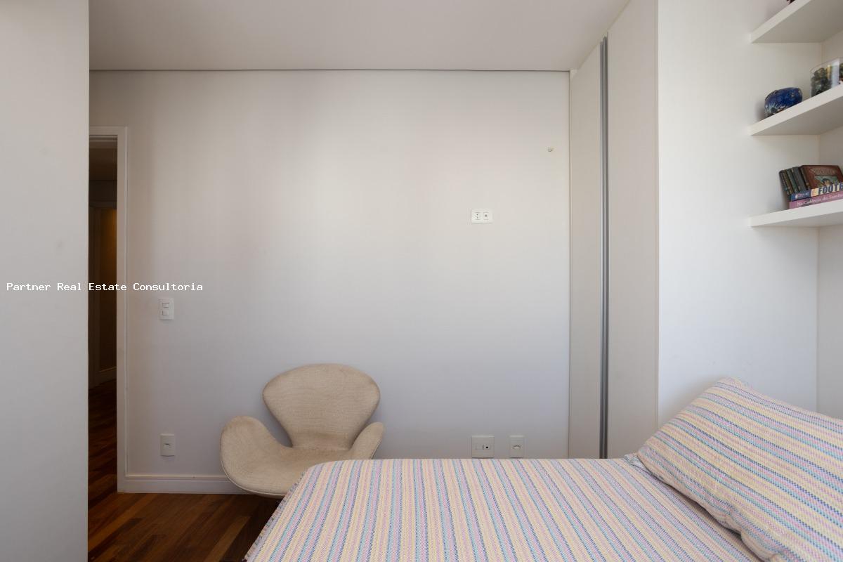 Apartamento à venda com 4 quartos, 153m² - Foto 11