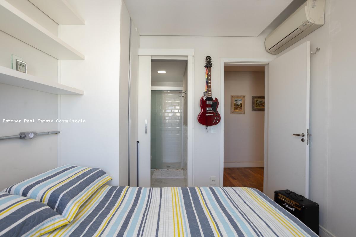 Apartamento à venda com 4 quartos, 153m² - Foto 19