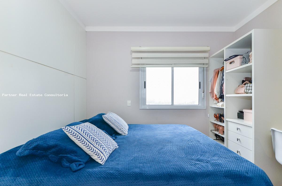 Apartamento à venda com 2 quartos, 82m² - Foto 2