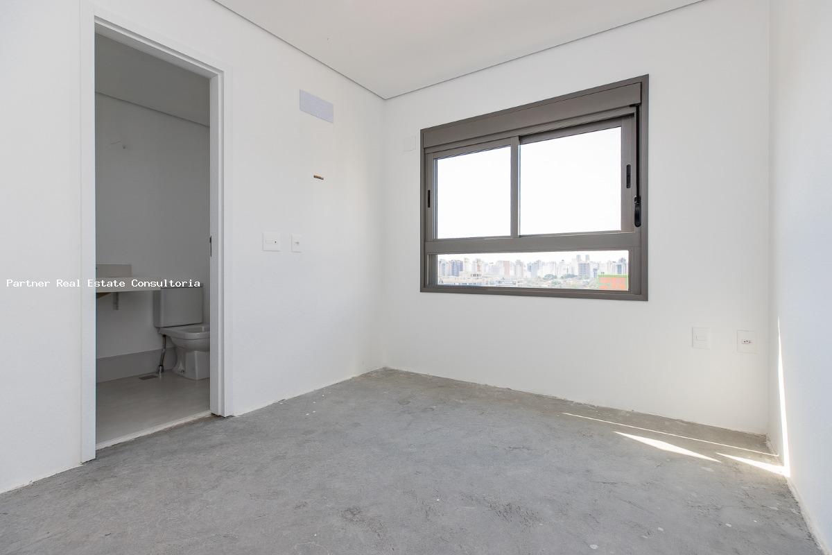 Apartamento à venda com 4 quartos, 232m² - Foto 3