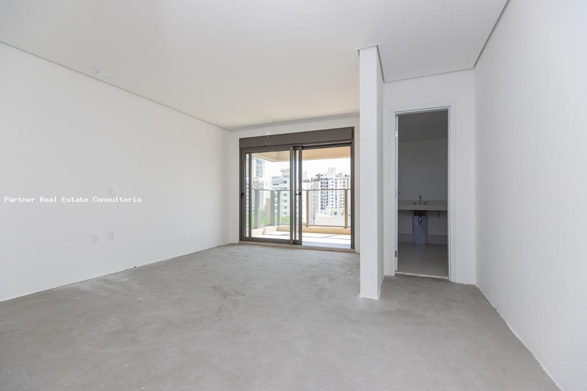 Apartamento à venda com 4 quartos, 232m² - Foto 13