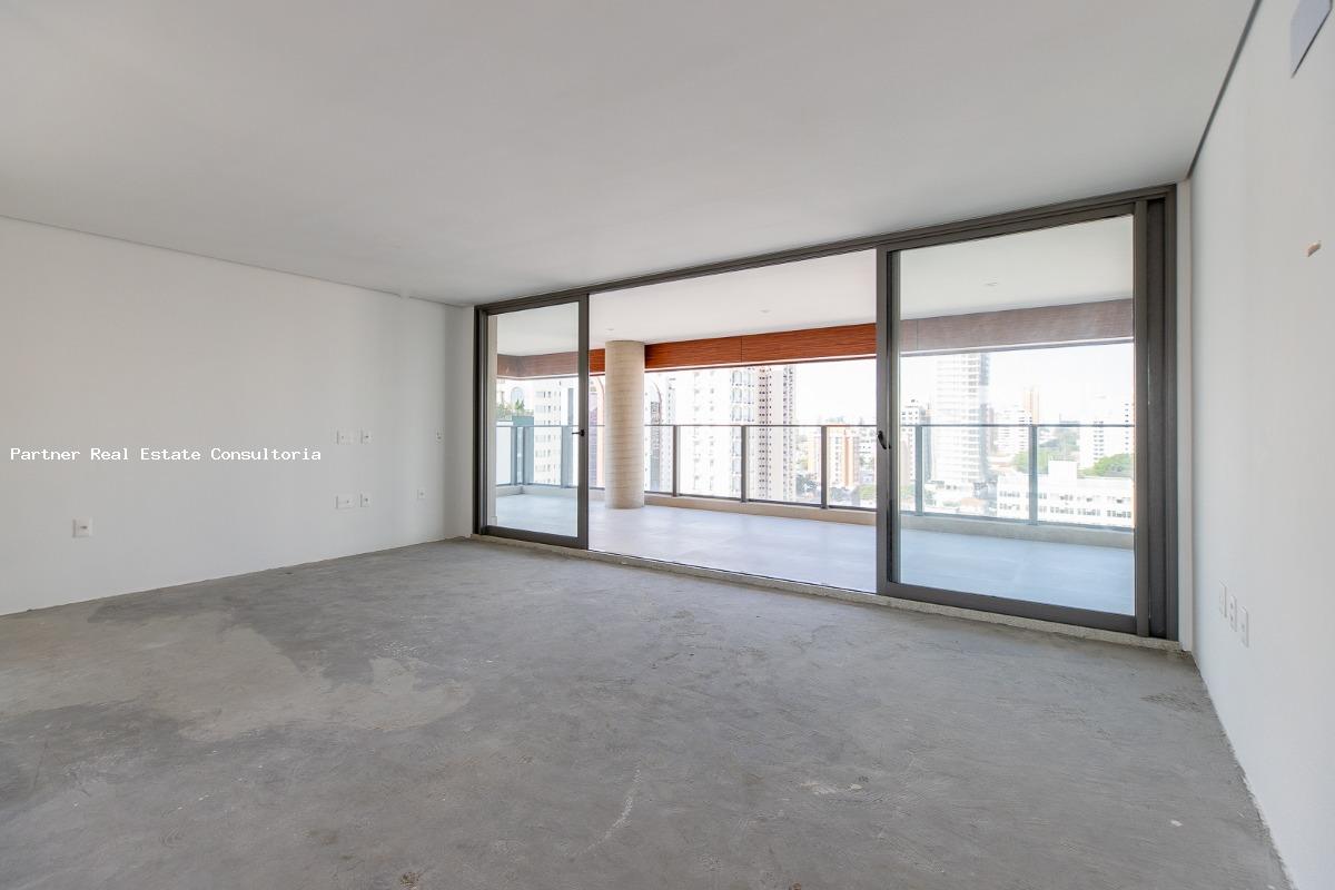 Apartamento à venda com 4 quartos, 232m² - Foto 21