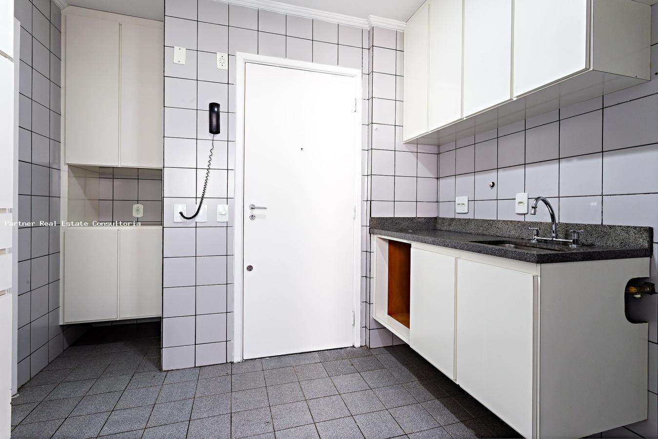 Apartamento à venda com 2 quartos, 75m² - Foto 6