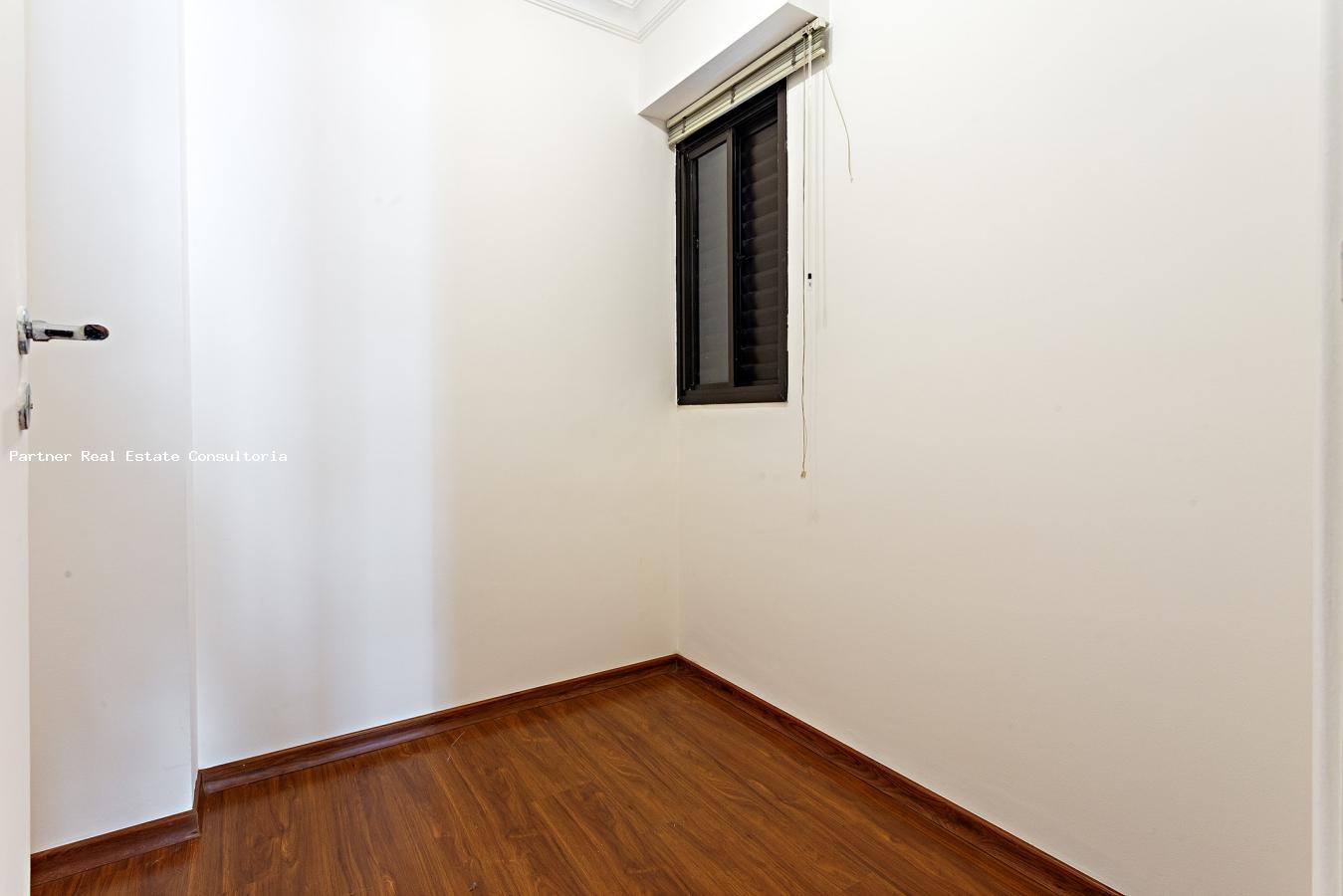 Apartamento à venda com 2 quartos, 75m² - Foto 8