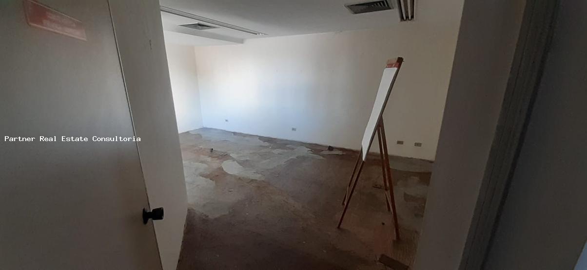 Loja-Salão à venda com 5 quartos, 1700m² - Foto 9