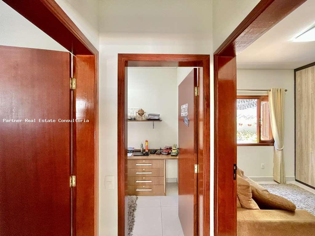 Casa de Condomínio à venda com 5 quartos, 1740m² - Foto 22