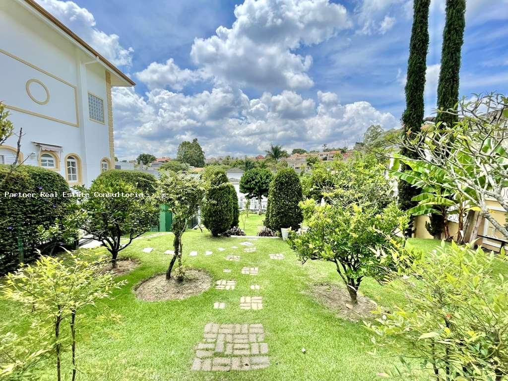 Casa de Condomínio à venda com 4 quartos, 2654m² - Foto 1