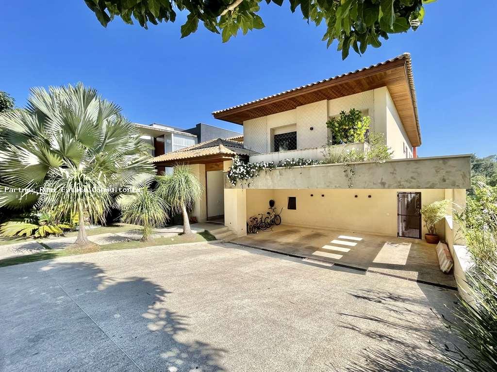 Casa à venda com 6 quartos, 772m² - Foto 2