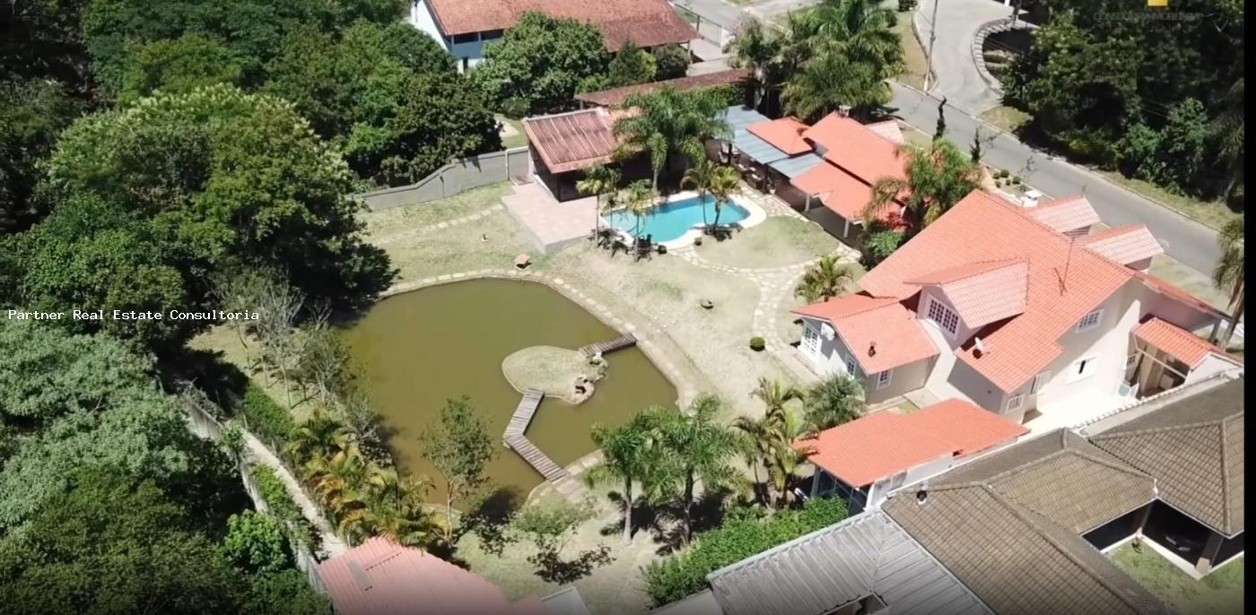 Casa de Condomínio à venda com 3 quartos, 2600m² - Foto 3