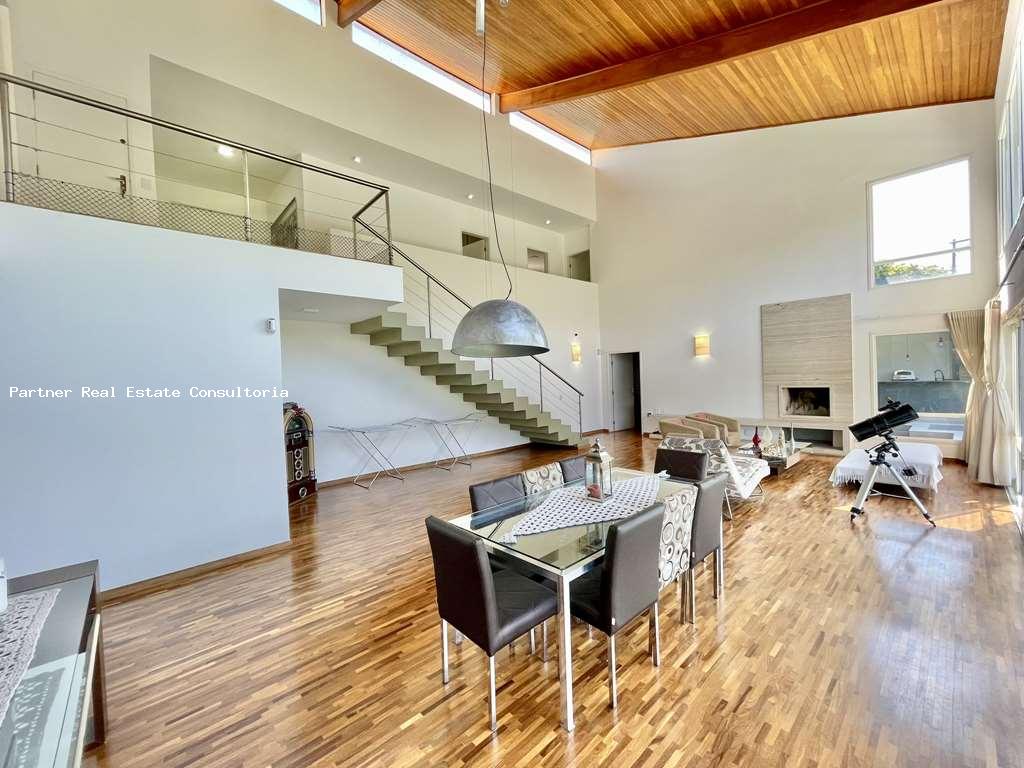 Casa à venda com 4 quartos, 1056m² - Foto 9