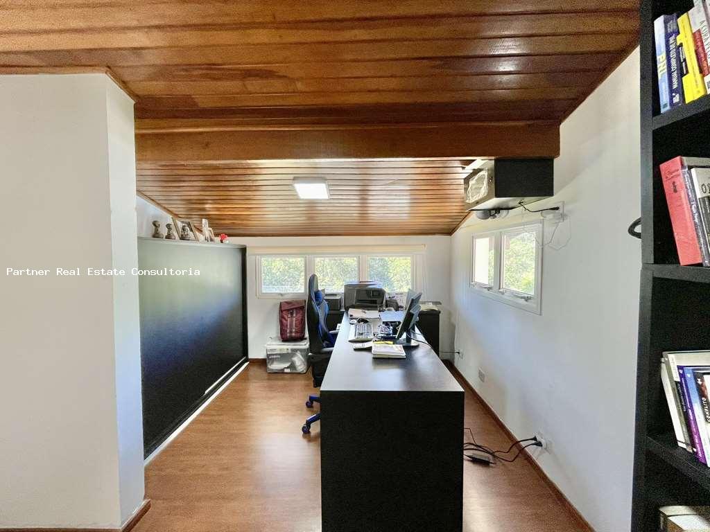 Casa à venda com 4 quartos, 1056m² - Foto 22