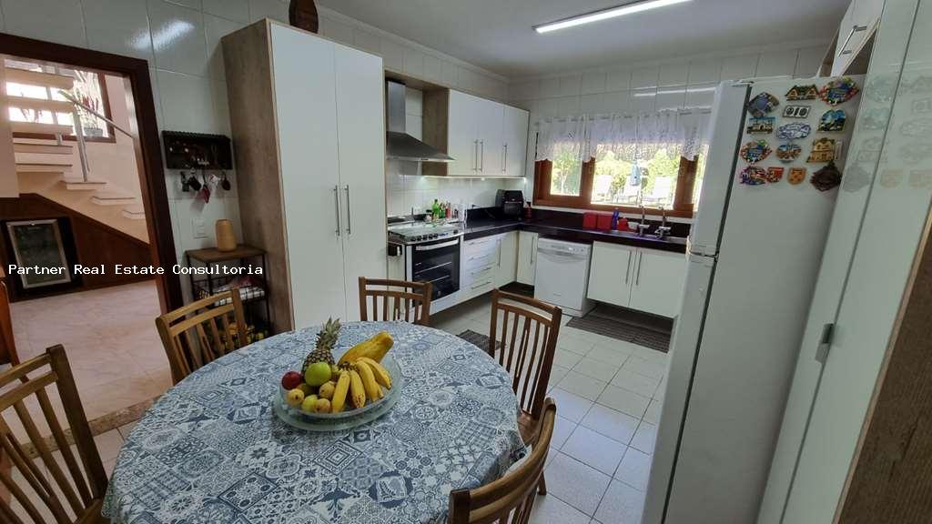 Casa à venda com 4 quartos, 600m² - Foto 18