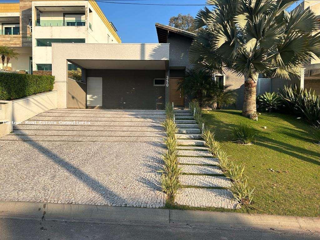 Casa de Condomínio à venda com 3 quartos, 560m² - Foto 2