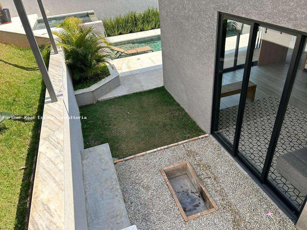 Casa de Condomínio à venda com 3 quartos, 560m² - Foto 15