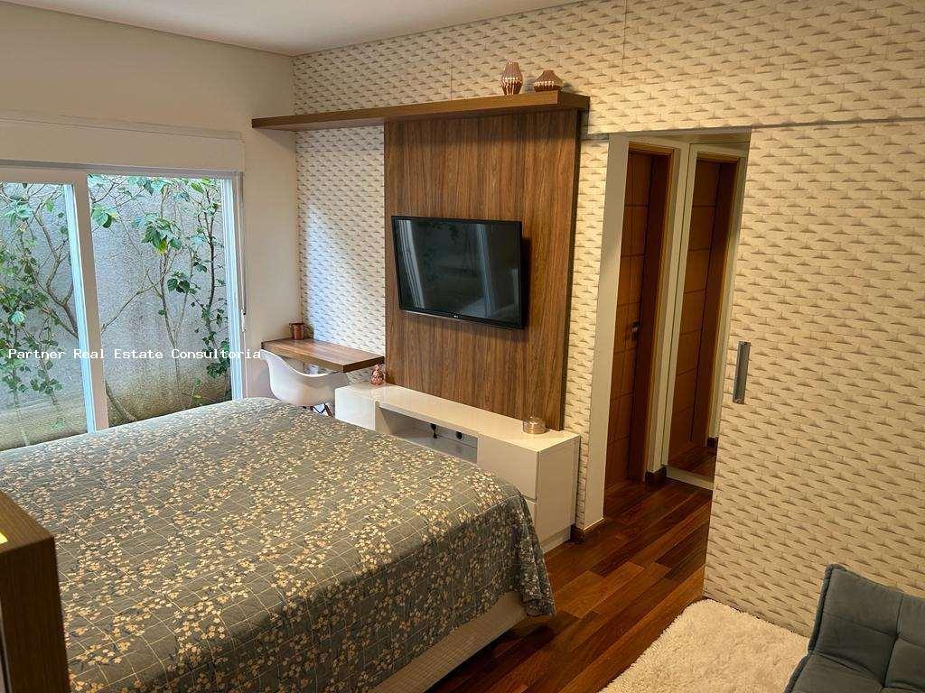 Casa de Condomínio à venda com 3 quartos, 560m² - Foto 18