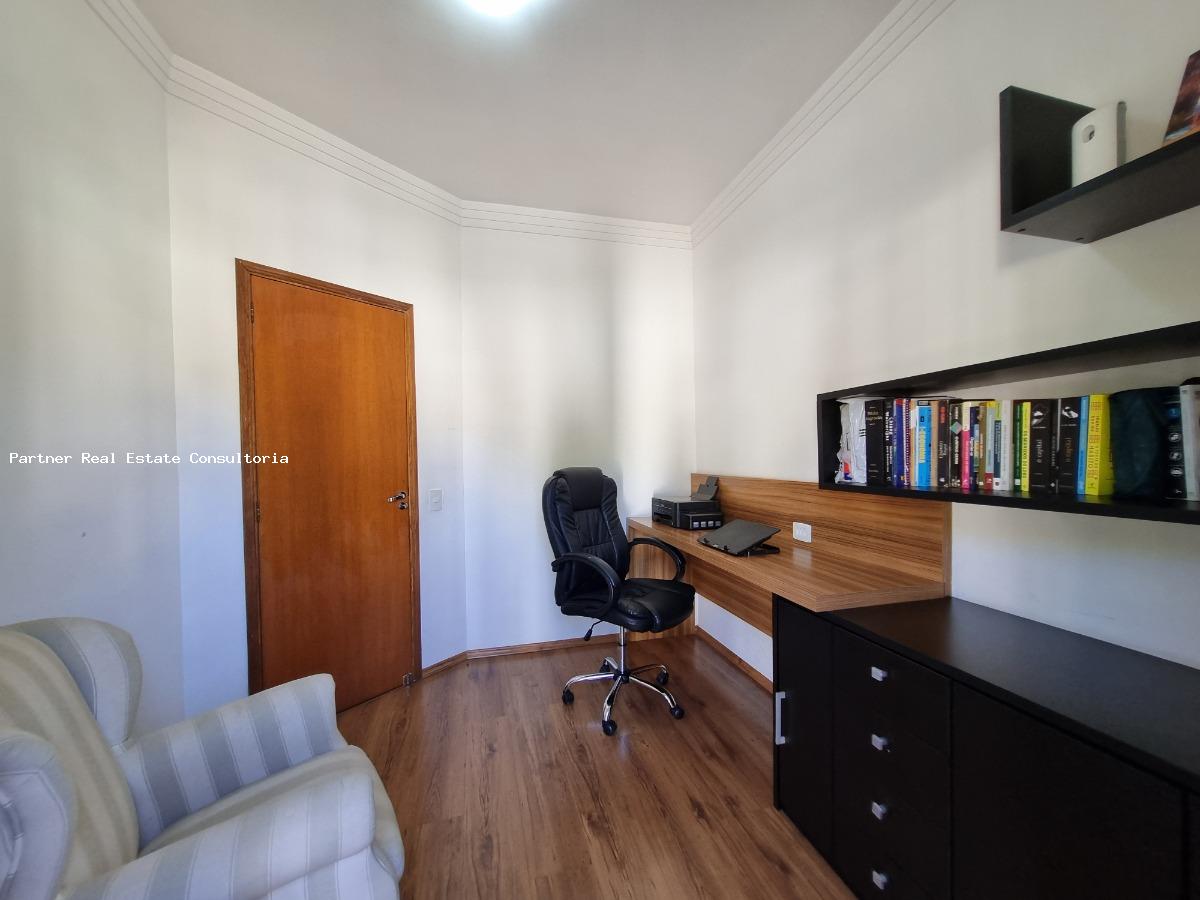 Casa de Condomínio à venda com 4 quartos, 158m² - Foto 17