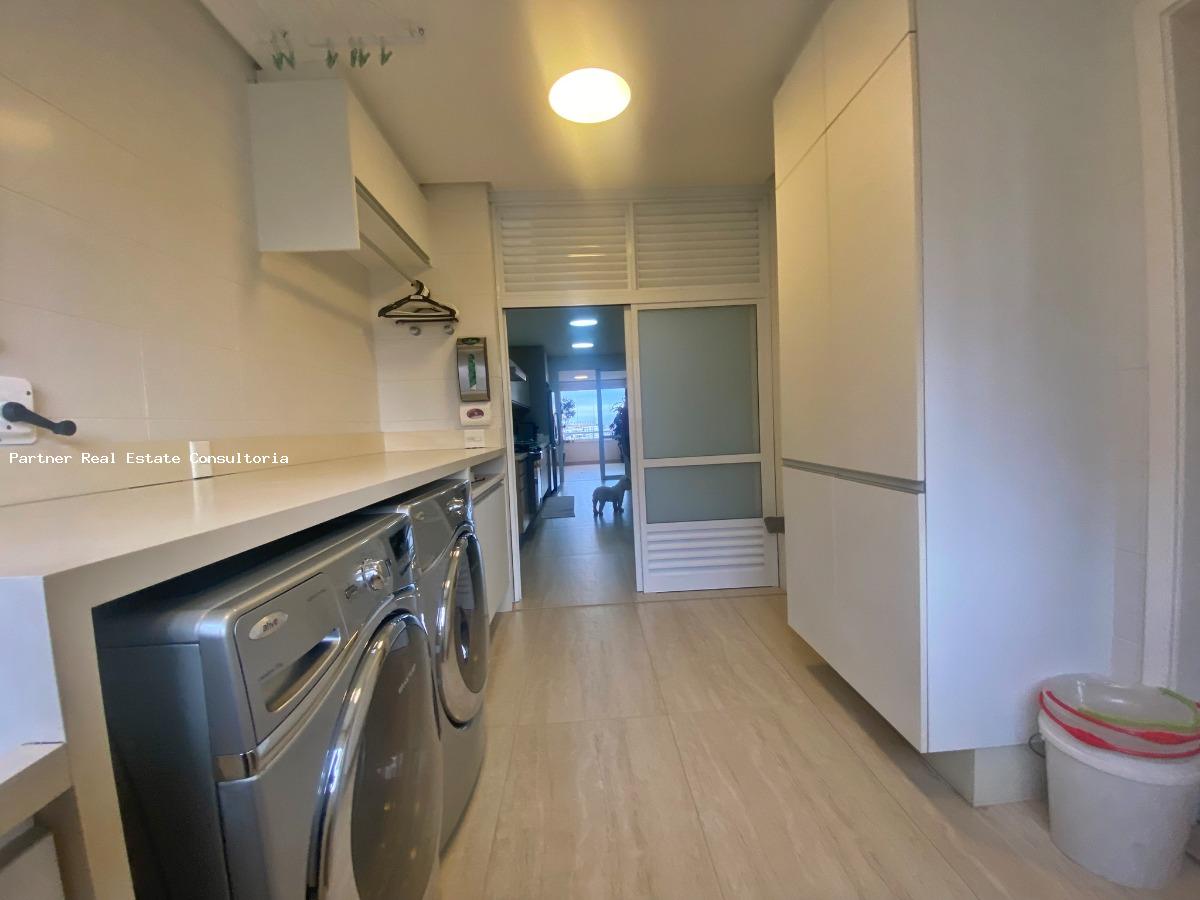 Apartamento à venda com 4 quartos, 281m² - Foto 25