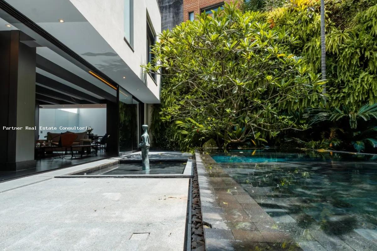 Casa à venda com 5 quartos, 774m² - Foto 2