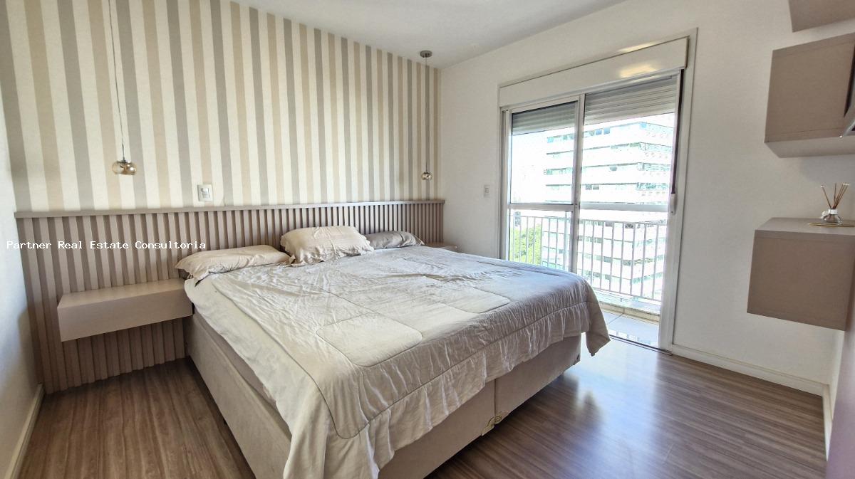 Apartamento à venda com 3 quartos, 170m² - Foto 23