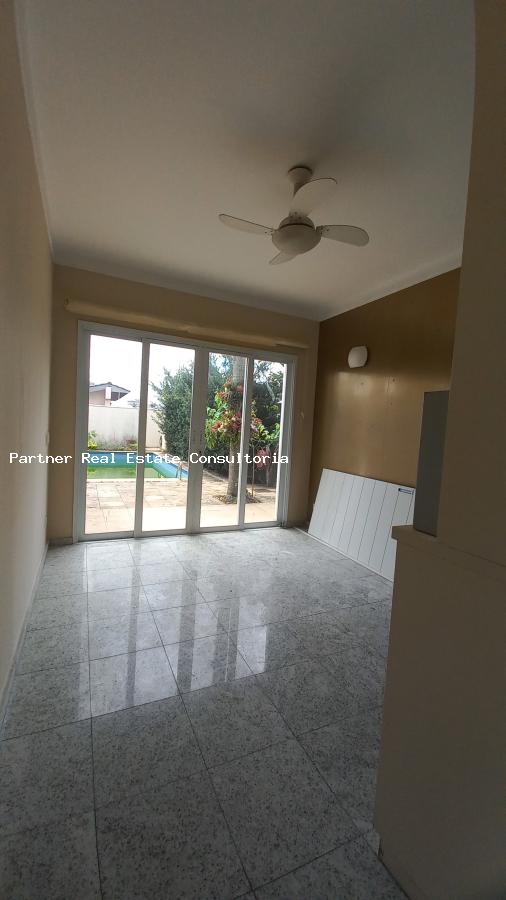 Casa à venda com 4 quartos, 1087m² - Foto 1