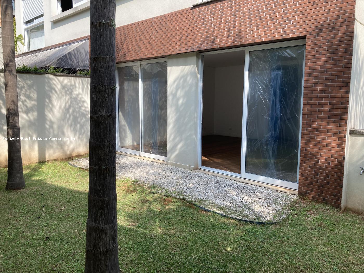 Casa de Condomínio à venda com 4 quartos, 300m² - Foto 21