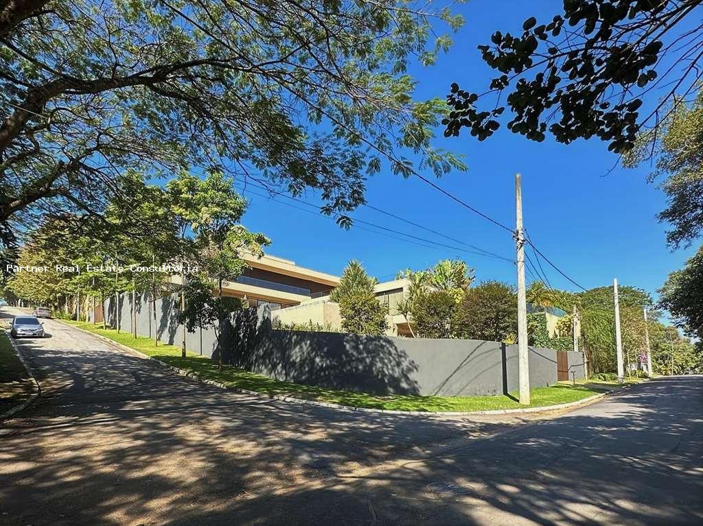 Casa de Condomínio à venda com 5 quartos, 1268m² - Foto 1